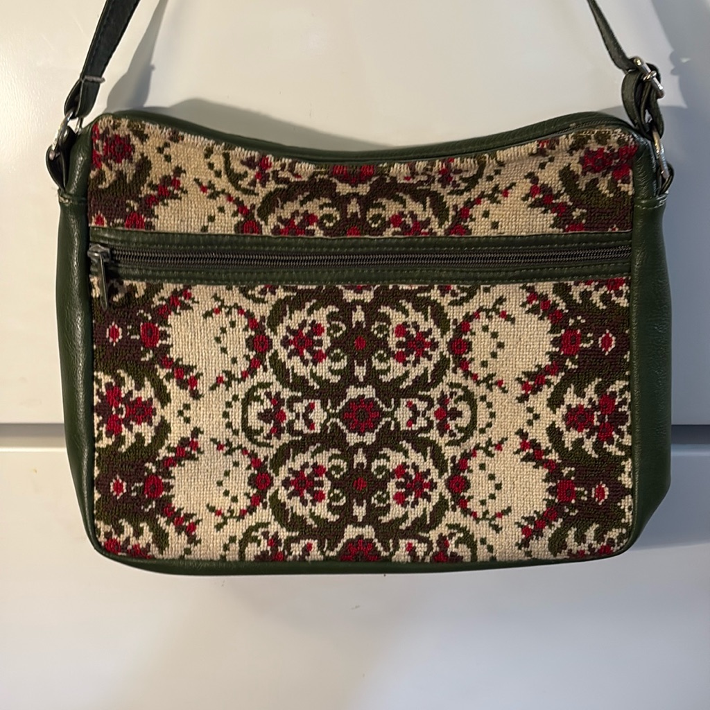 Vintage Floral Tapestry Handbag